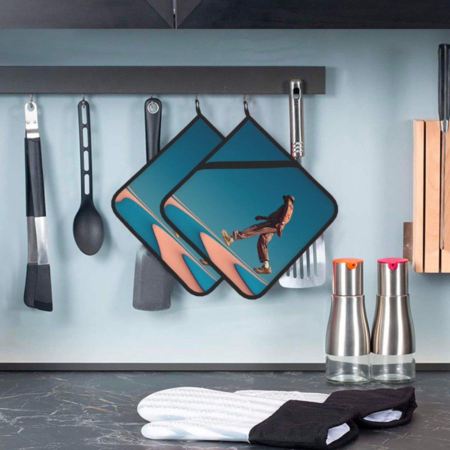 Modern Walker Heat-Resistant Pot Holders Set of 2｜8"x8" Square Kitchen Pads with Elastic Strap & Hanging Loop